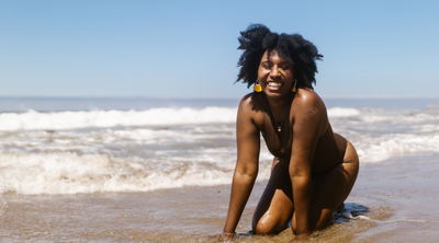 How To Style Your Curly Hair For A Beach Vacation